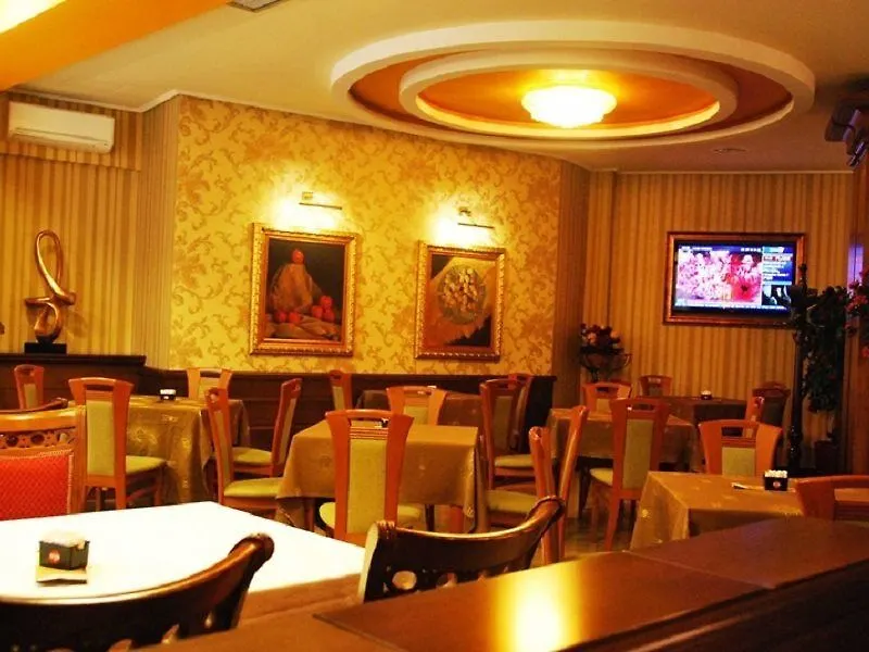 Hotel Austria Tirana