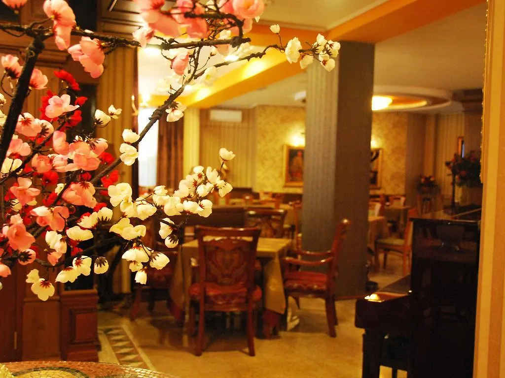 ****  Hotel Austria Albania